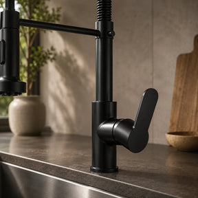Detalhe do comando lateral da Torneira Gourmet Ravelli Milano